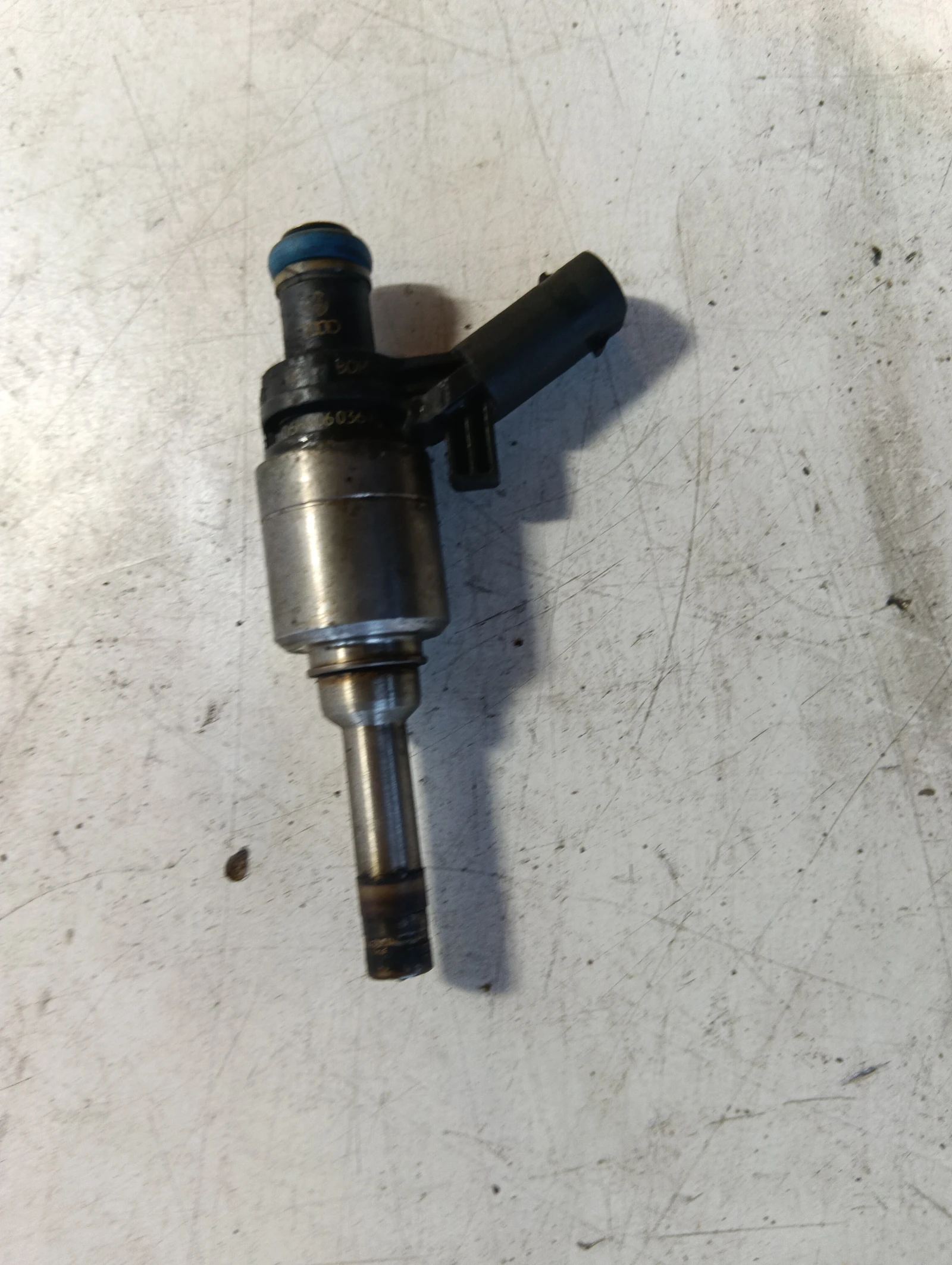 дюза 06H906036F 1.8TFSI Audi A5