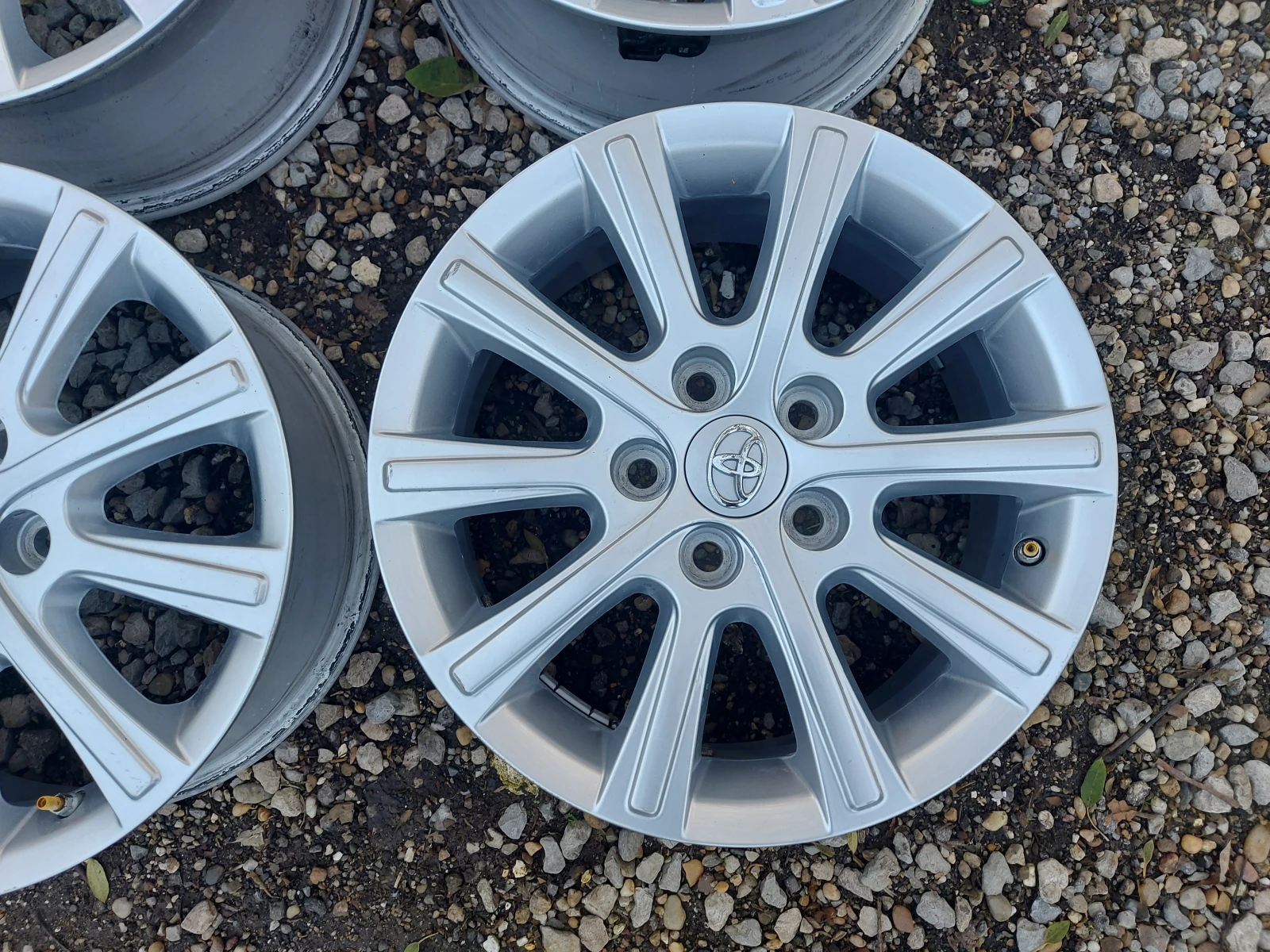   Toyota Auris | Mobile.bg   2