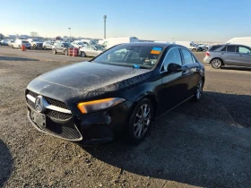 Mercedes-Benz A 220 CARFAX/ПОДГРЕВ/ПАНОРАМА/2 КЛЮЧА/АМБИЕНТ/ПАМЕТ, снимка 2
