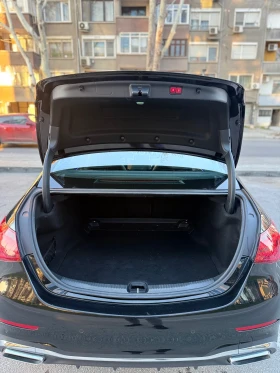 Mercedes-Benz C 300 EQ 4M Pano Dist AMG PAK 360kam 26000km , снимка 16