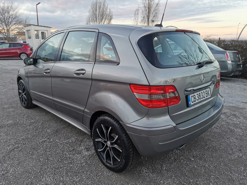 Mercedes-Benz B 180 CDI, снимка 3 - Автомобили и джипове - 43426584