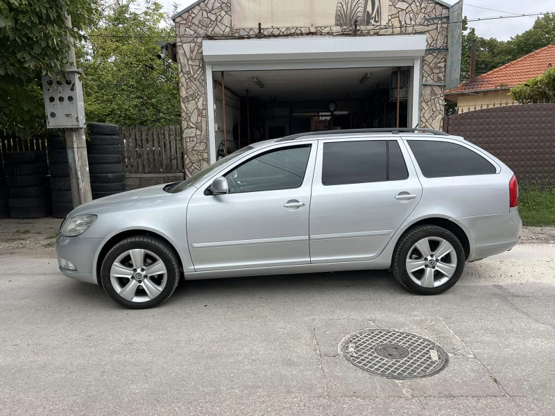 Skoda Octavia 2.0TDI, снимка 3 - Автомобили и джипове - 47210193