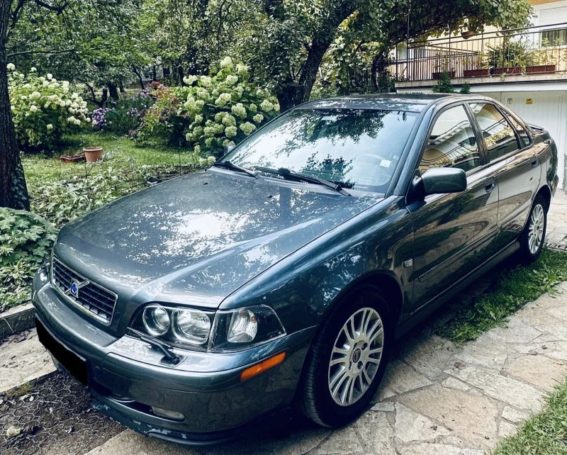 Volvo S40, снимка 1 - Автомобили и джипове - 47350227