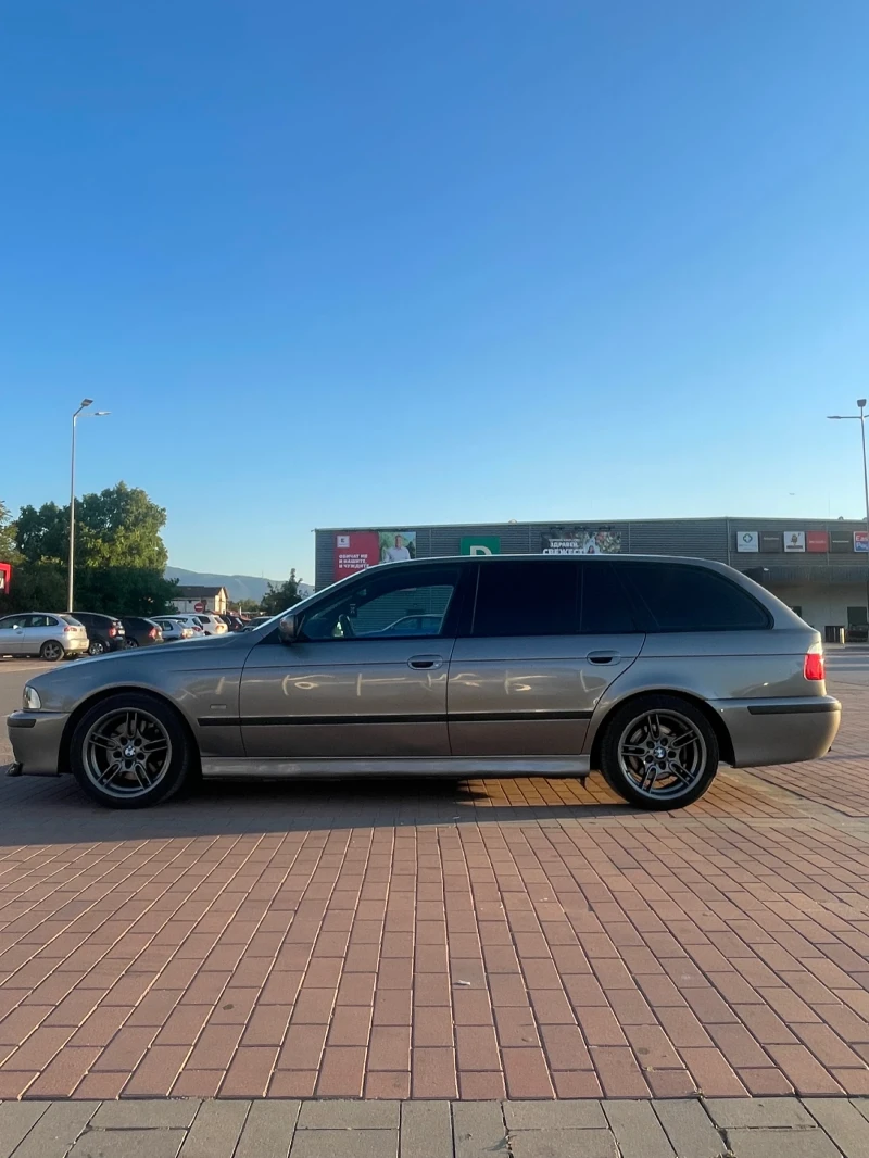 BMW 530, снимка 12 - Автомобили и джипове - 47455012