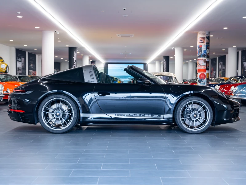 Porsche 911 TARGA4 GTS 50 Years Porsche Design Edition (992 I), снимка 6 - Автомобили и джипове - 48906144