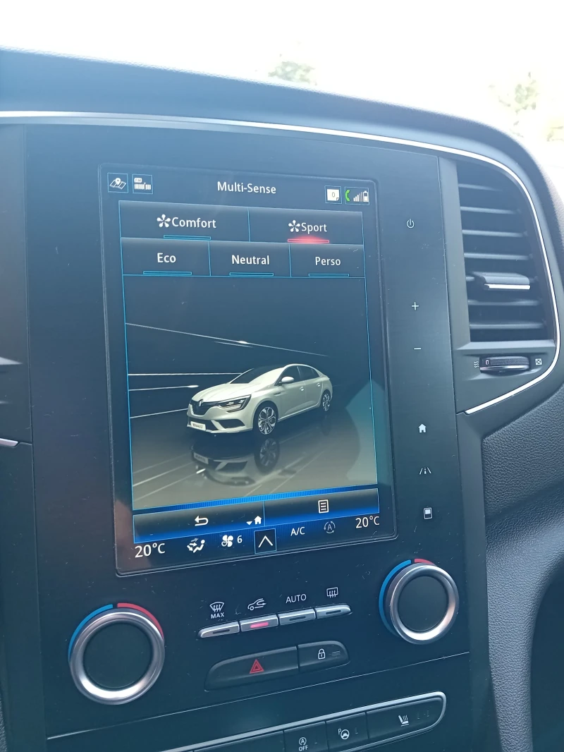 Renault Megane 1.2 TCE всички екстри, снимка 6 - Автомобили и джипове - 50592115