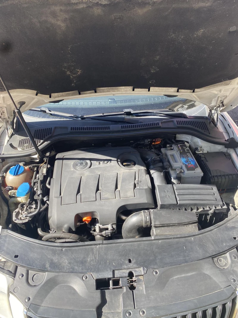 Skoda Superb, снимка 15 - Автомобили и джипове - 52195327