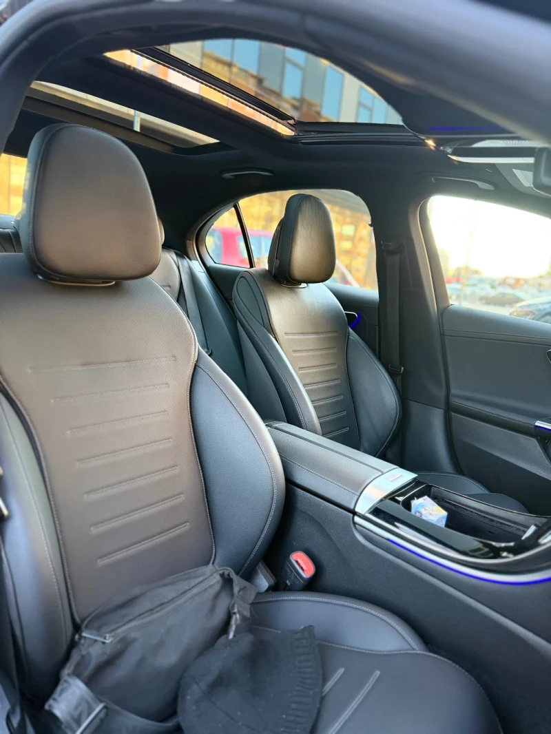 Mercedes-Benz C 300 EQ 4M Pano Dist AMG PAK 360kam 26000km , снимка 14 - Автомобили и джипове - 52913920