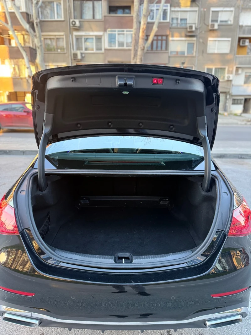 Mercedes-Benz C 300 EQ 4M Pano Dist AMG PAK 360kam 26000km , снимка 16 - Автомобили и джипове - 52913920
