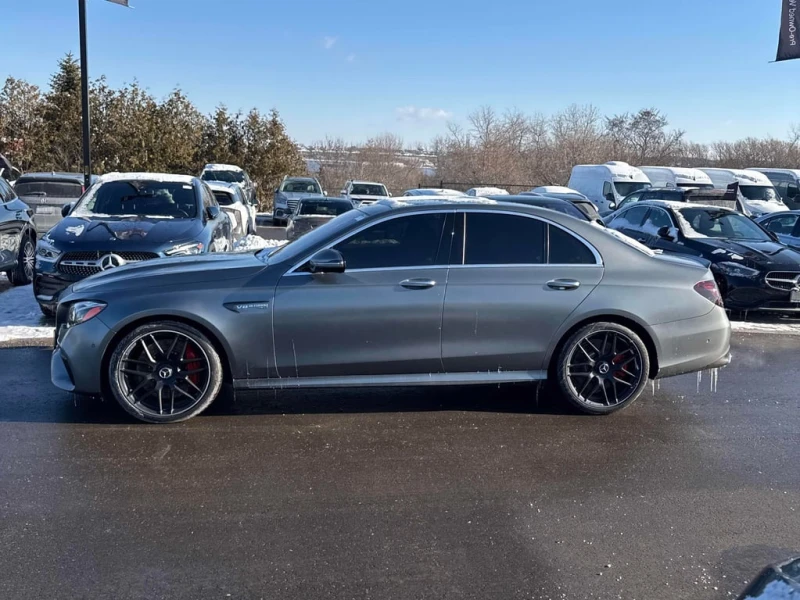 Mercedes-Benz E 63 AMG S  CARFAX, снимка 2 - Автомобили и джипове - 53005181