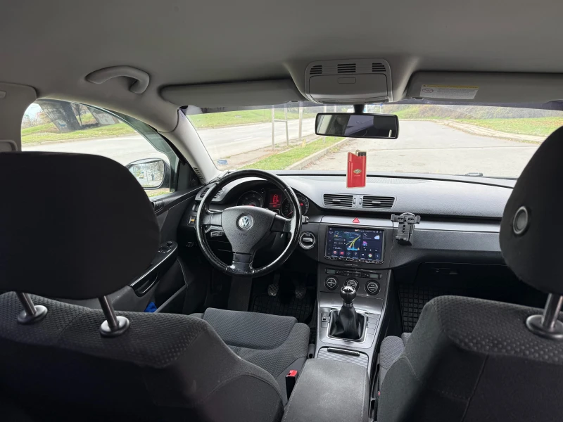 VW Passat 1.9 TDI ОБСЛУЖЕНА, снимка 7 - Автомобили и джипове - 53049976