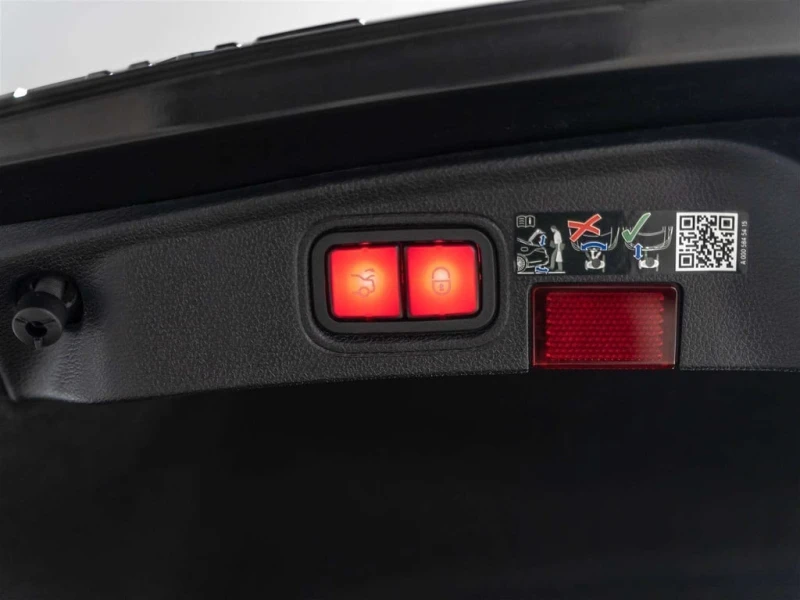 Mercedes-Benz C 43 AMG * CARFAX * ЦЕНА ДО БГ, снимка 11 - Автомобили и джипове - 53236430