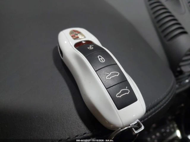 Porsche Cayman, снимка 9 - Автомобили и джипове - 53472321