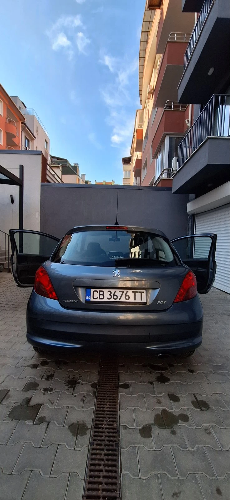 Peugeot 207 1.6 HDi, снимка 3 - Автомобили и джипове - 53655408