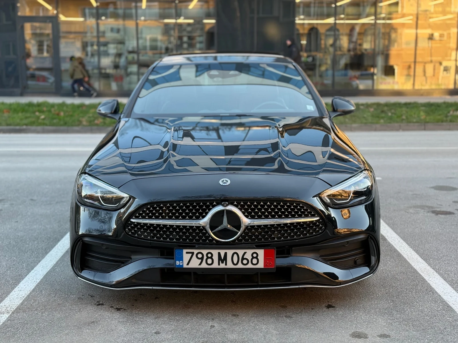 Mercedes-Benz C 300 EQ 4M Pano Dist AMG PAK 360kam 26000km , снимка 1