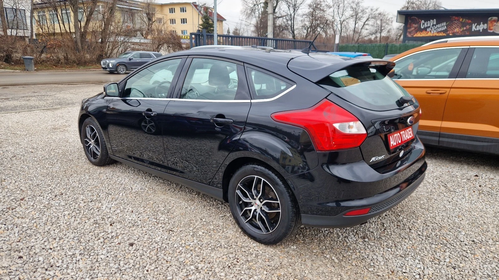 Ford Focus 1.0-125кс.6скор. - изображение 9