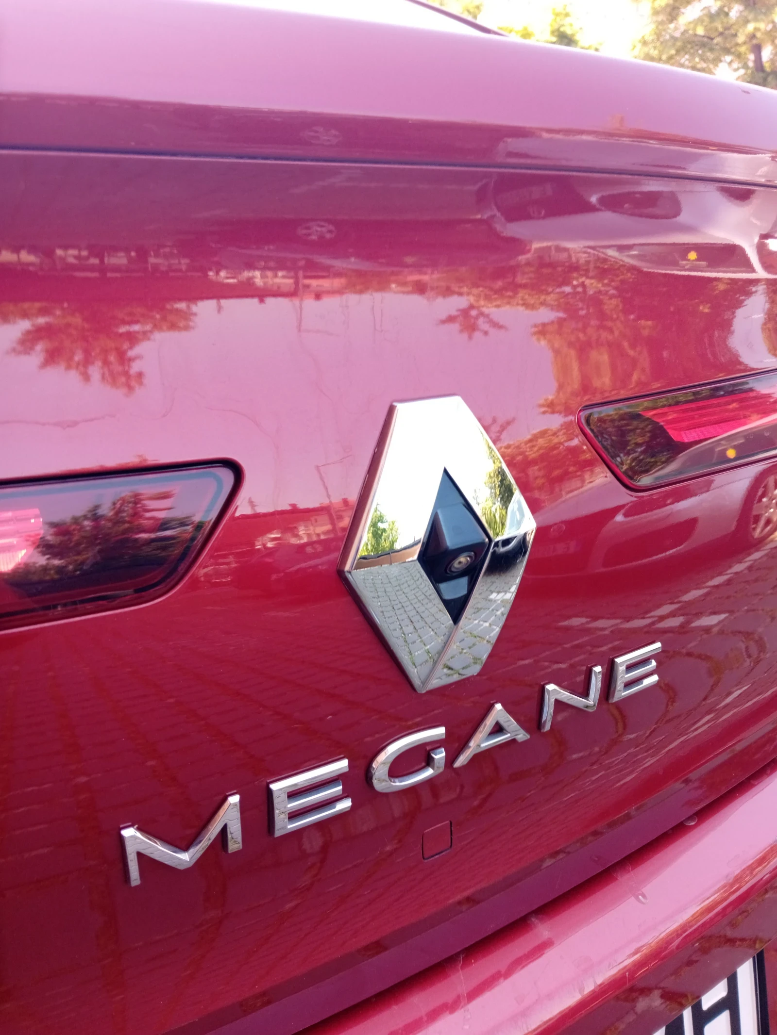 Renault Megane 1.2 TCE всички екстри - изображение 3