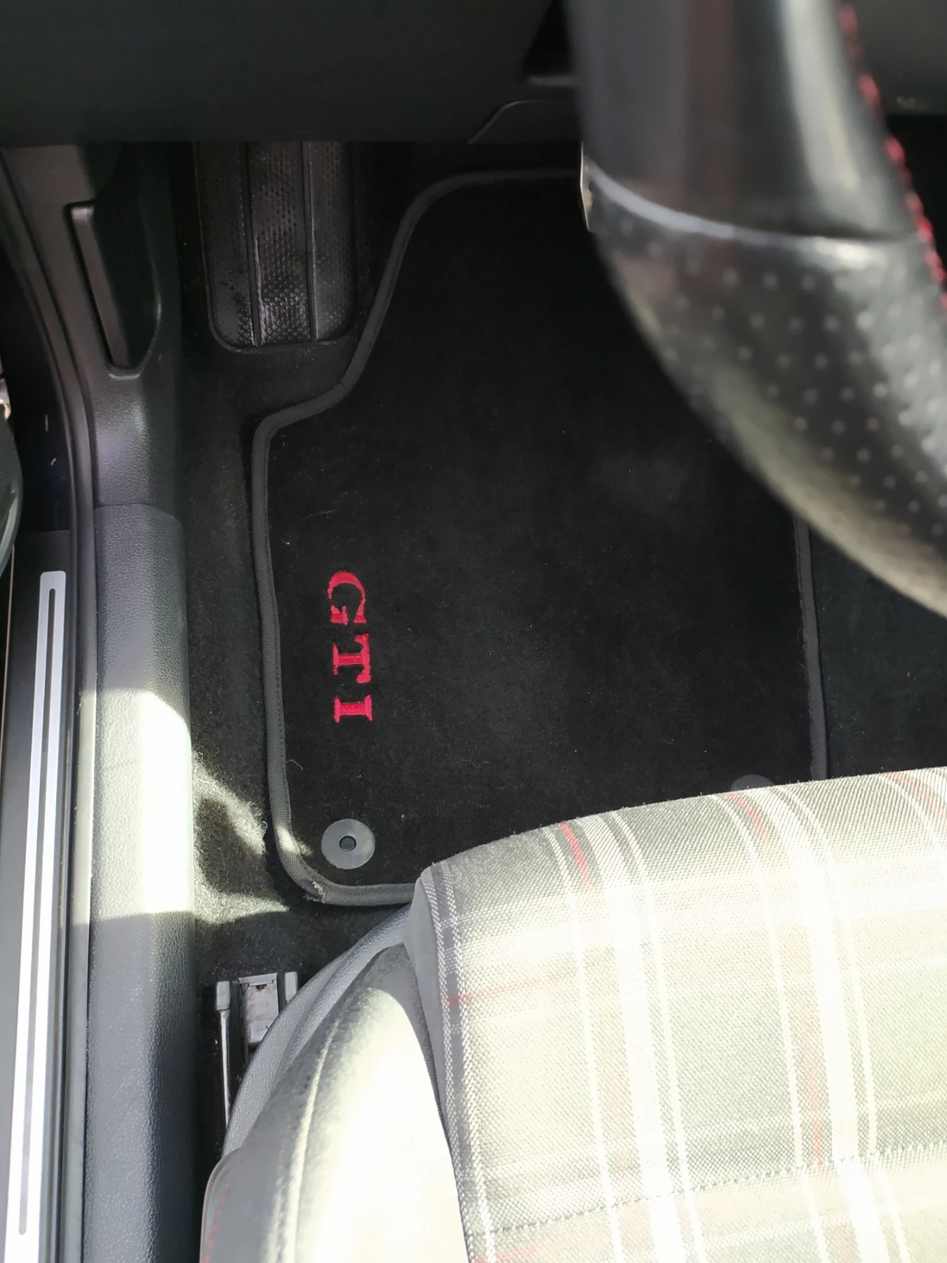 VW Polo 1.4 - изображение 8