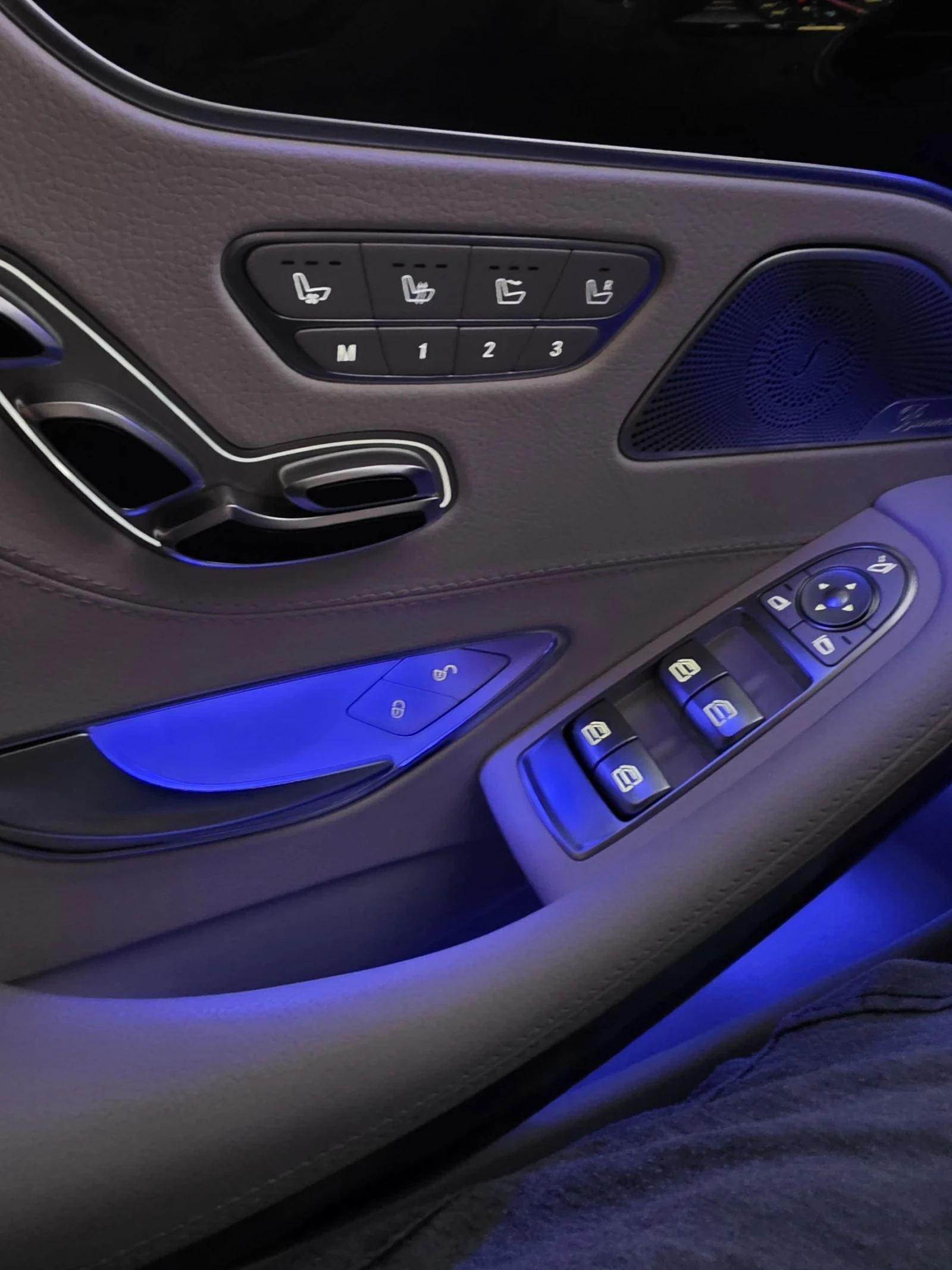 Mercedes-Benz S 560  - изображение 6