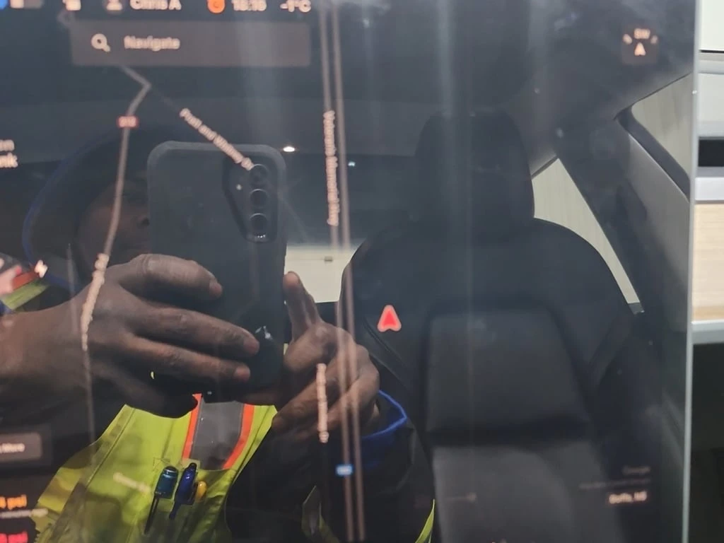 Tesla Model 3 * Long Range * CARFAX * ��� ������������ ������ | Mobile.bg � ����������� 14