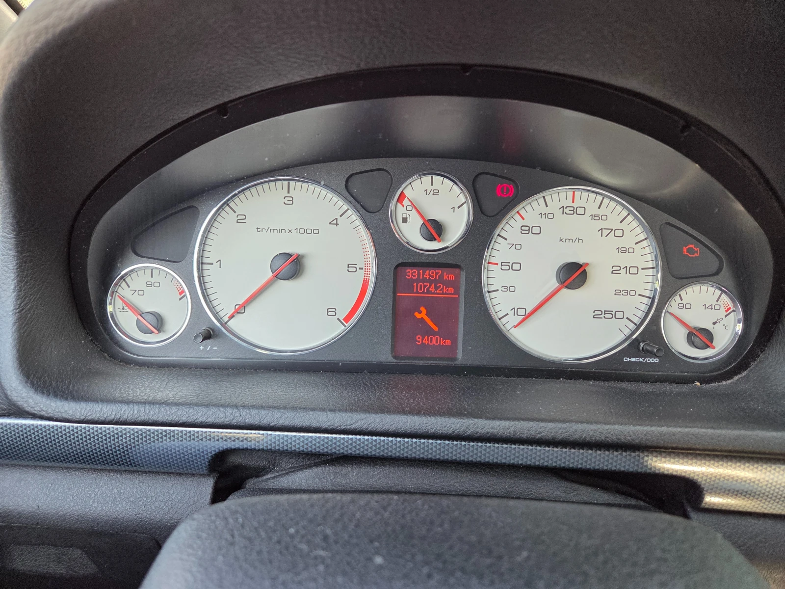 Peugeot 407 2.0 HDi, снимка 5 - Автомобили и джипове - 54498896