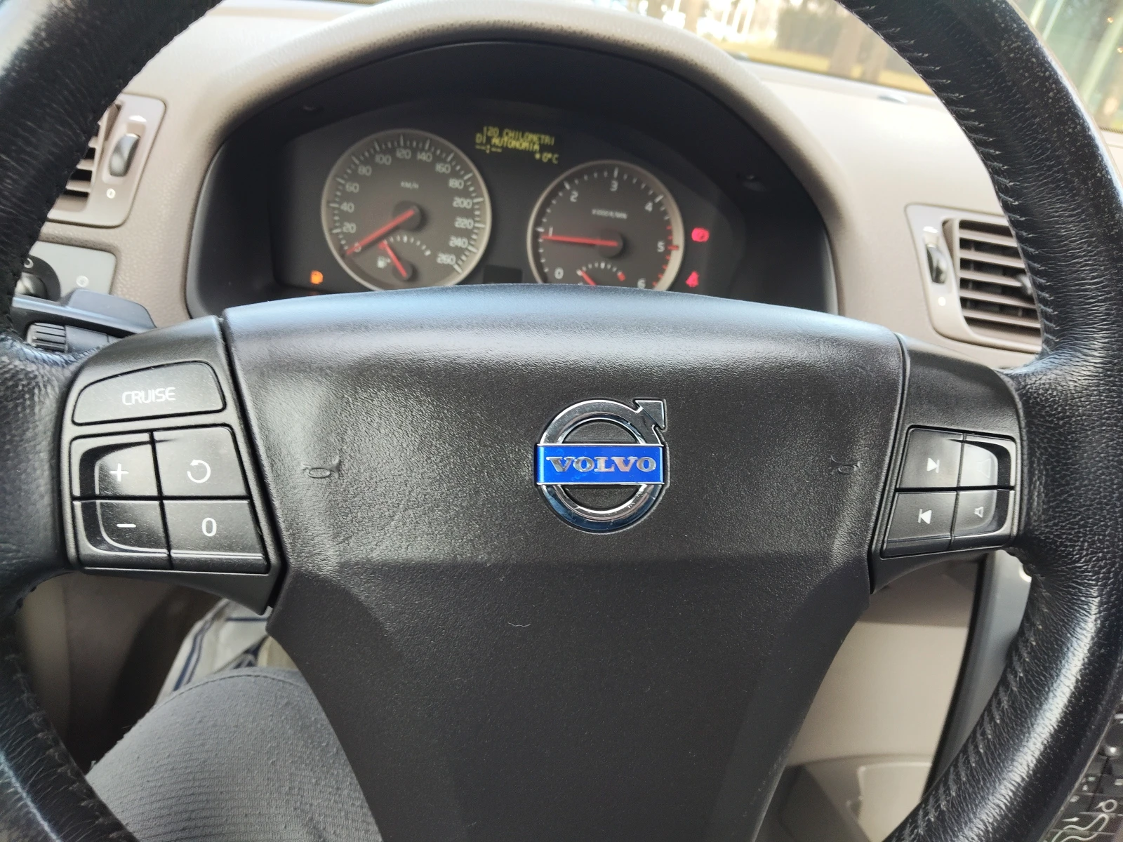 Volvo V50 2, 0d 136ps 6ck - изображение 7