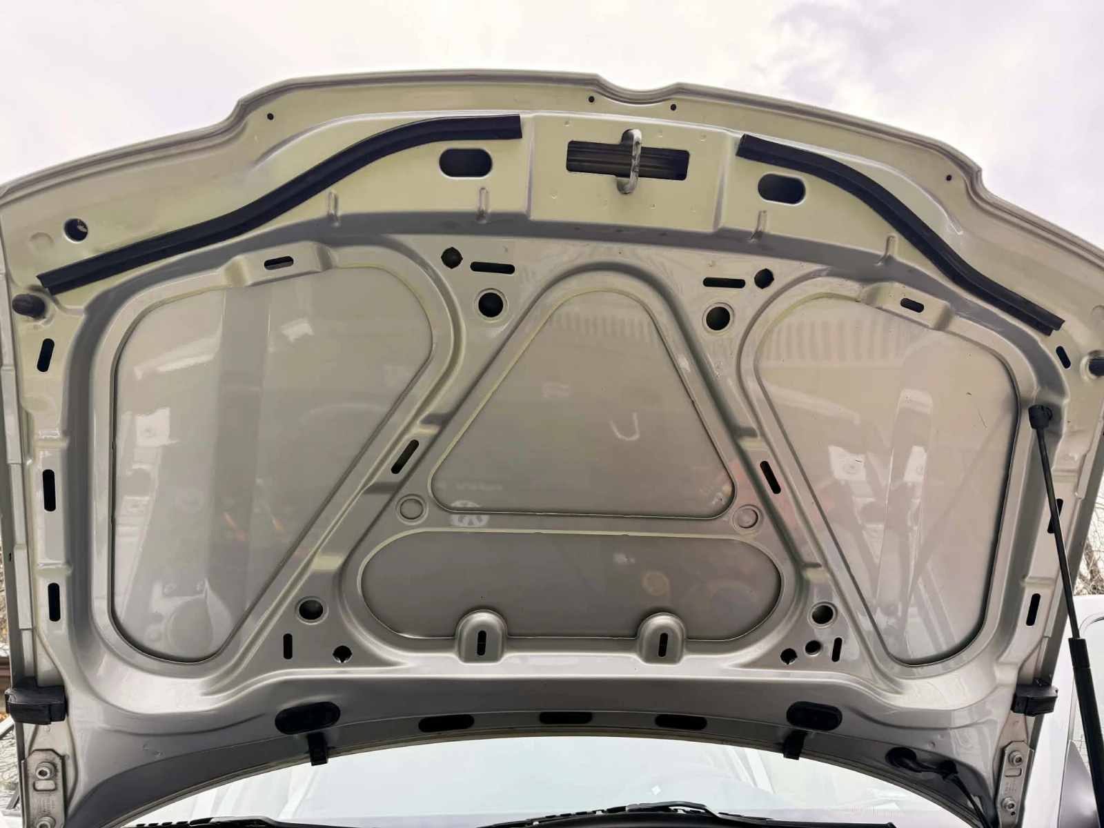 VW Polo 1.4MPI | Mobile.bg � ����������� 12