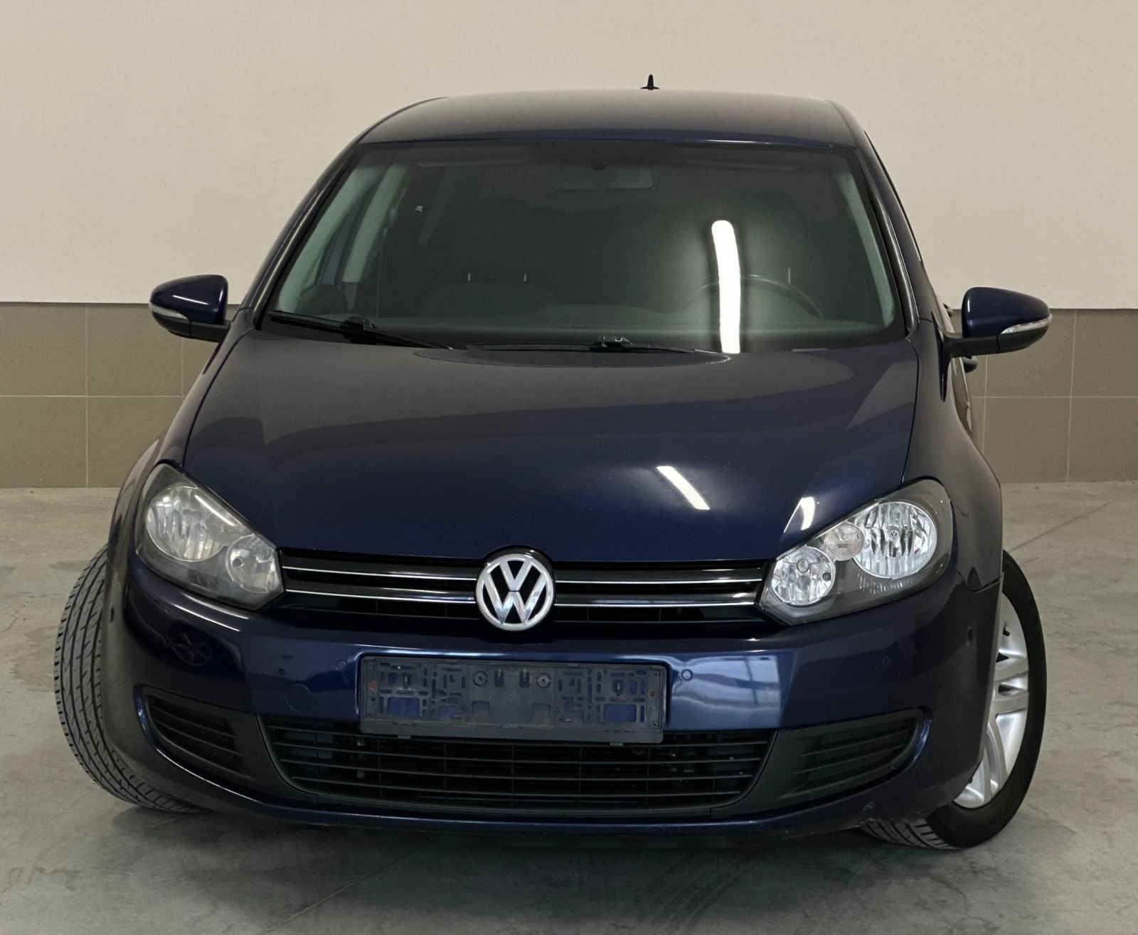 VW Golf 2.00tdi//Navi//110к.с//Уникат/Full//Обслужен/TOP//, снимка 4 - Автомобили и джипове - 53930284