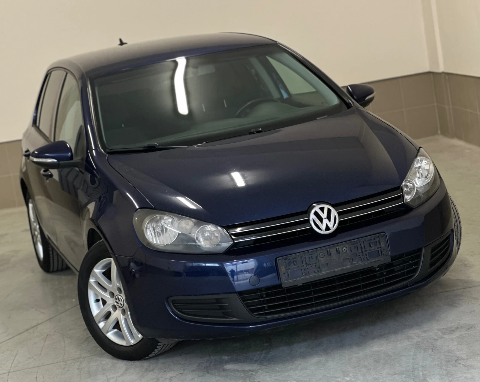 VW Golf 2.00tdi//Navi//110к.с//Уникат/Full//Обслужен/TOP//, снимка 2 - Автомобили и джипове - 53930284