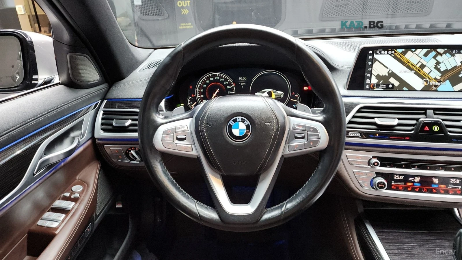 BMW 740 LI / XDRIVE / M PKG / TV / ОБДУХ / МАСАЖ / FULL, снимка 13 - Автомобили и джипове - 54670150