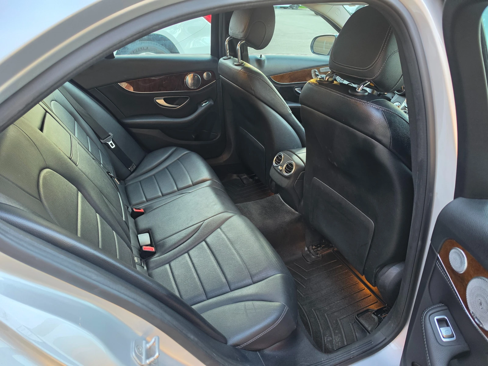 Mercedes-Benz C 300 | Mobile.bg � ����������� 9