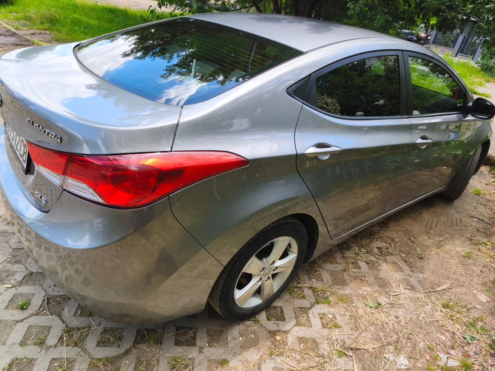Hyundai Elantra V.  1.6, снимка 6 - Автомобили и джипове - 54892346