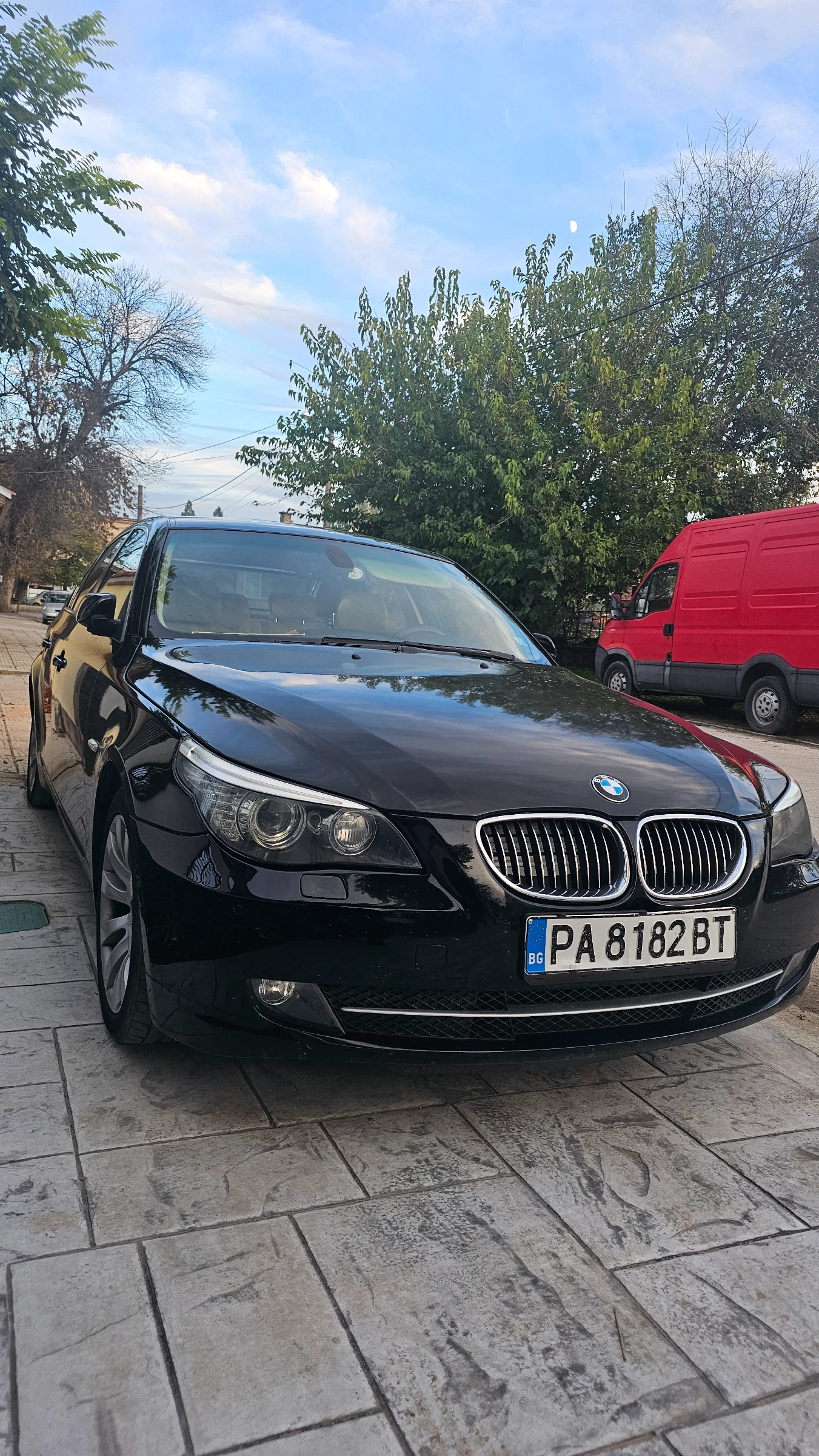 BMW 520, снимка 3 - Автомобили и джипове - 55023037