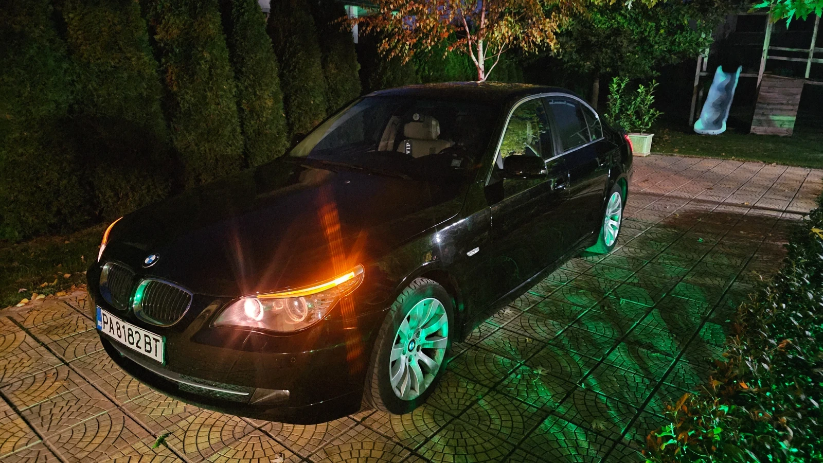 BMW 520, снимка 10 - Автомобили и джипове - 55023037