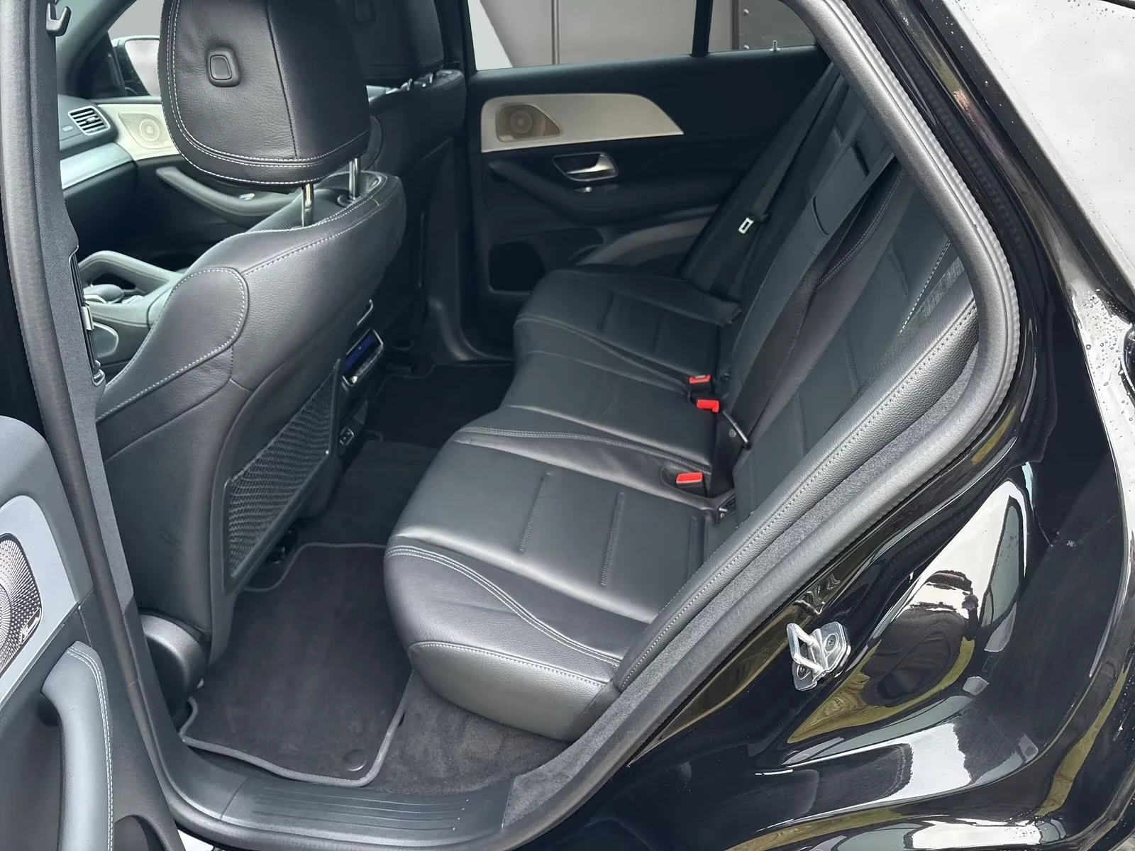 Mercedes-Benz GLE 450 4 MATIC* AMG PREMIUM* PANO* BURM* 360* , снимка 14 - Автомобили и джипове - 55231477