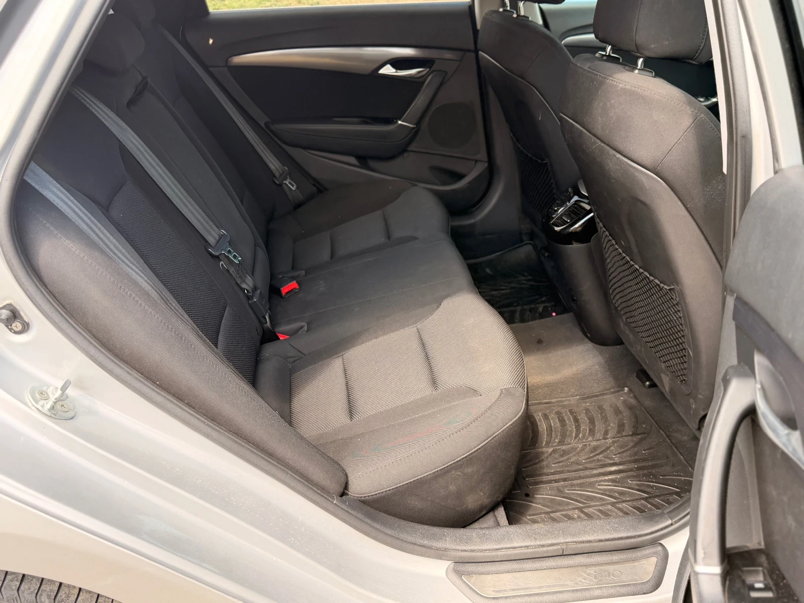 Hyundai I40, снимка 10 - Автомобили и джипове - 55604775