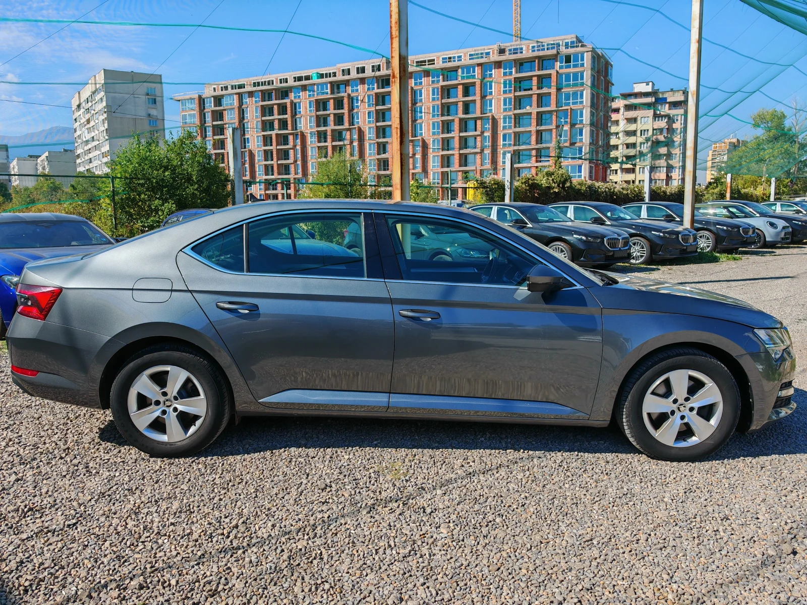 Skoda Superb 2.0TDI DSG, снимка 6 - Автомобили и джипове - 56129680