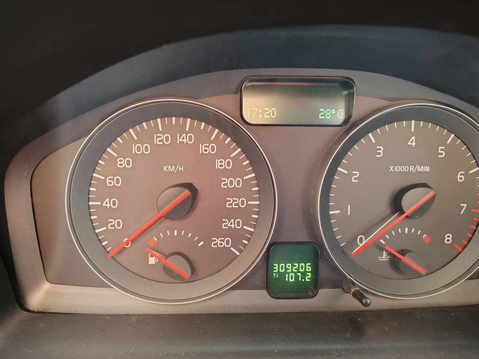 Volvo V50 1, 6 i, снимка 8 - Автомобили и джипове - 56241153