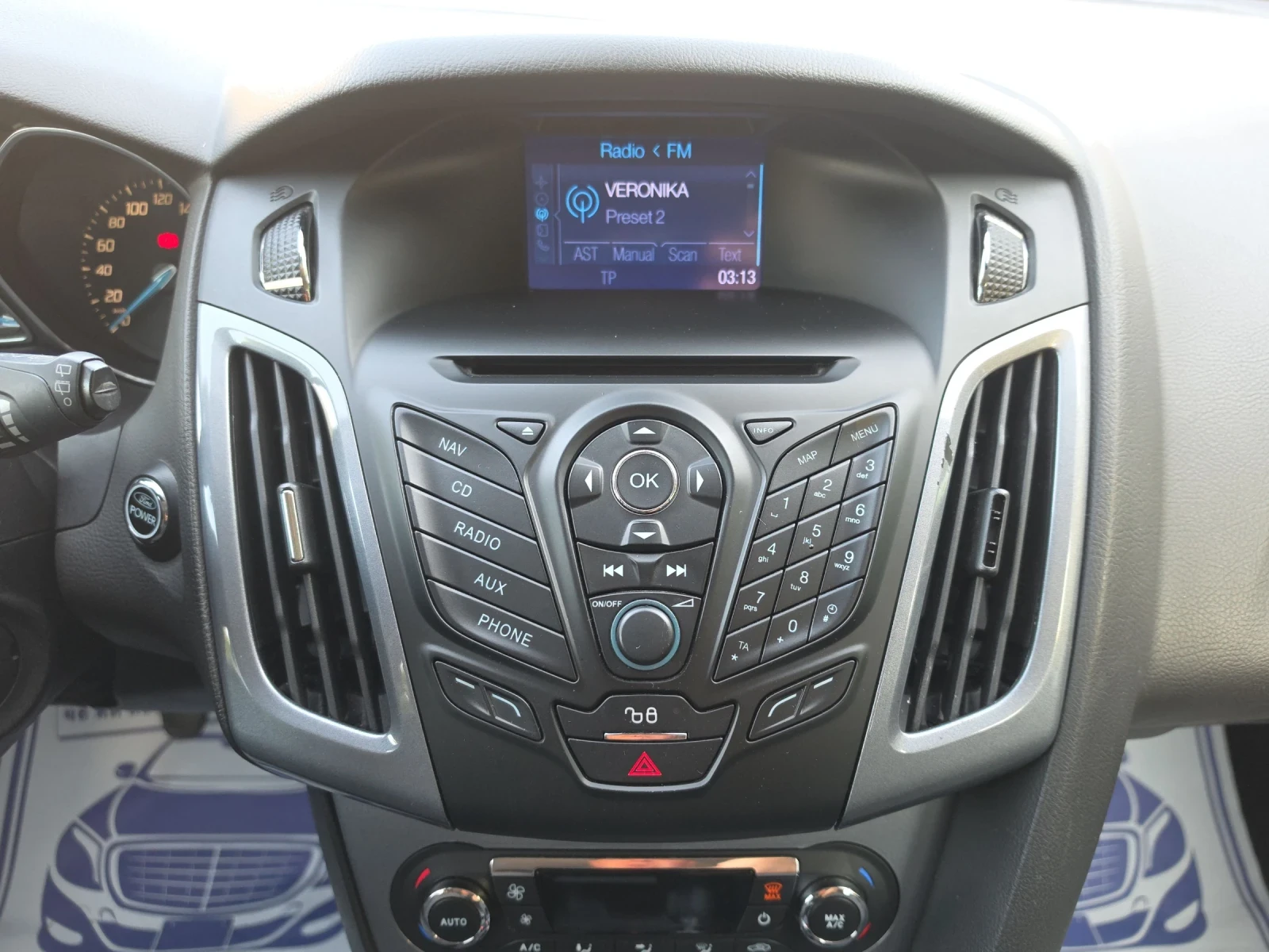 Ford Focus 1.6HDi , снимка 13 - Автомобили и джипове - 56170702