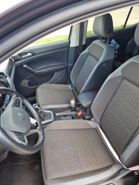 VW T-Cross Style 1.0 TSI DSG Facelift | Mobile.bg    10