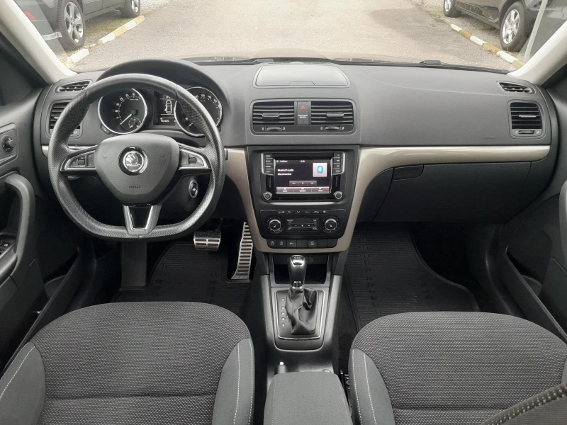 Skoda Yeti 1.6tdi elegance, снимка 7 - Автомобили и джипове - 48422355