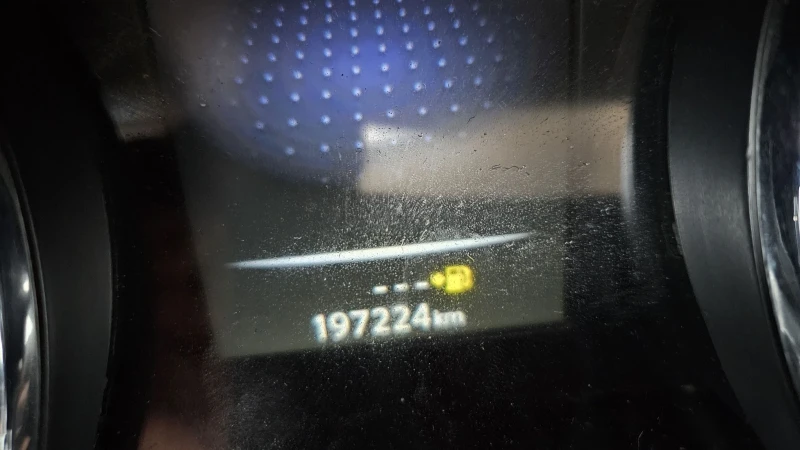 Nissan Qashqai 1.5 d, снимка 16 - Автомобили и джипове - 53123430