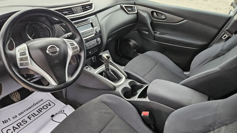 Nissan Qashqai 1.5 d, снимка 11 - Автомобили и джипове - 53123430