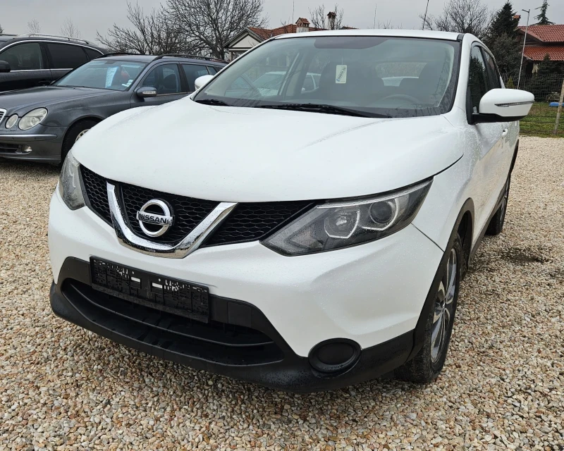 Nissan Qashqai 1.5 d, снимка 3 - Автомобили и джипове - 53123430