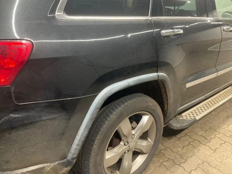 Jeep Grand cherokee 3.0 CRD OVERLAND, снимка 3 - Автомобили и джипове - 49154735