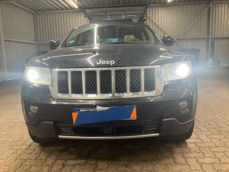 Jeep Grand cherokee 3.0 CRD OVERLAND, снимка 2 - Автомобили и джипове - 49154735