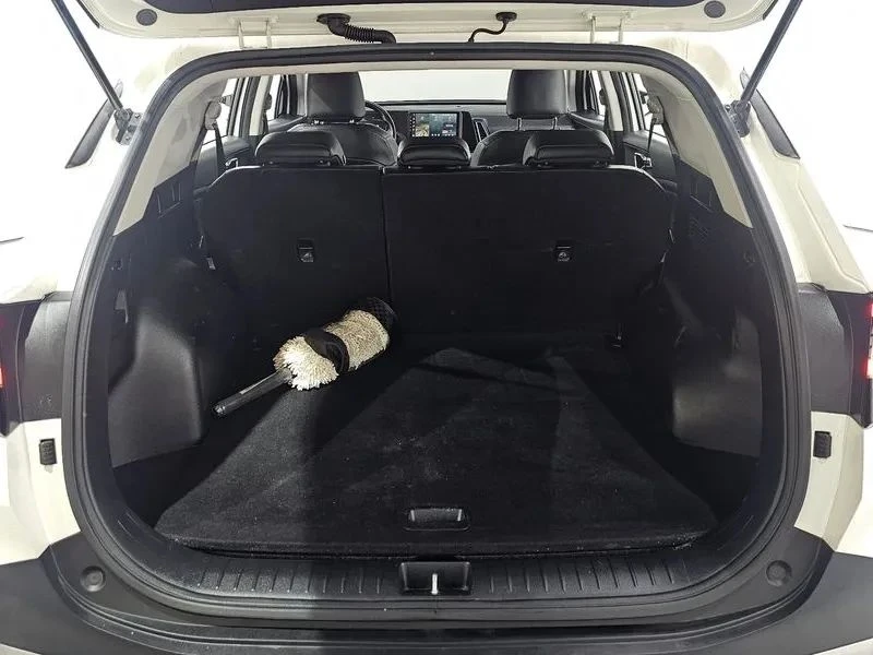 Kia Sportage, снимка 17 - Автомобили и джипове - 56690254