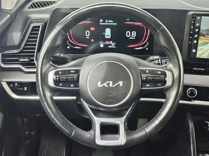 Kia Sportage, снимка 13 - Автомобили и джипове - 56690254