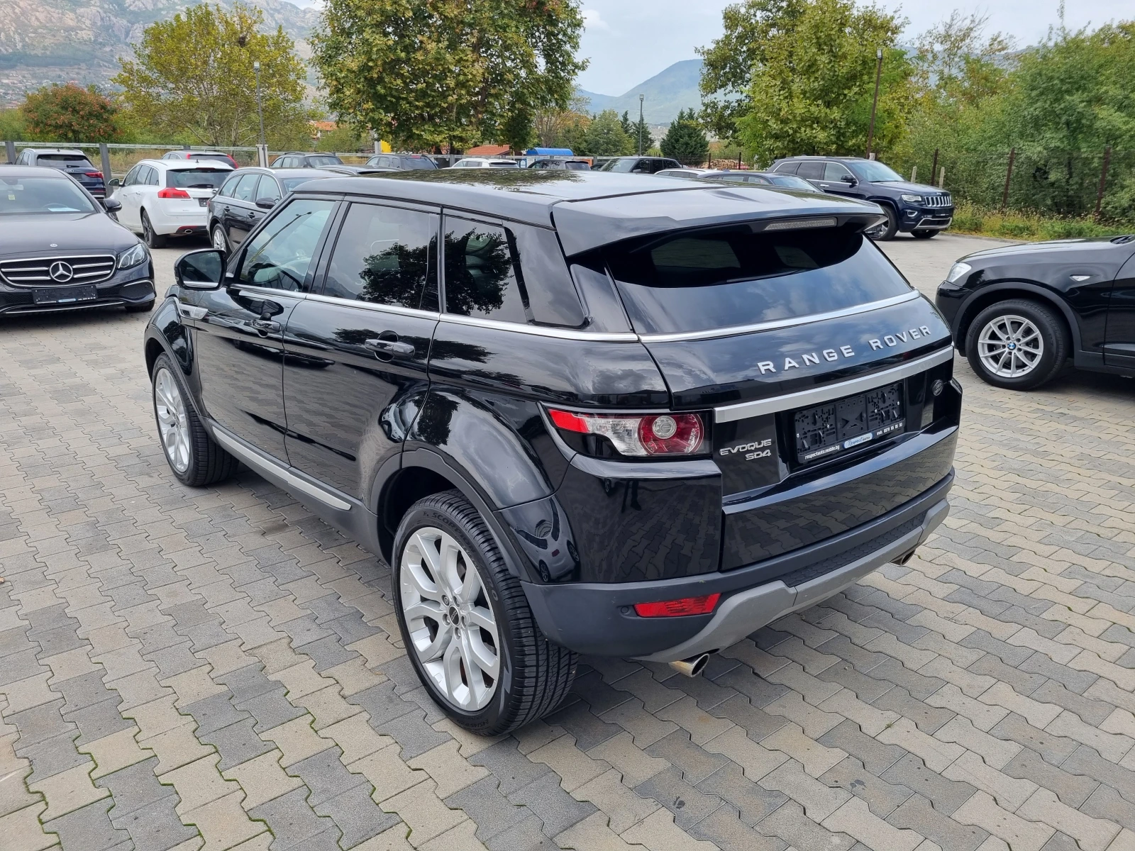 Land Rover Evoque 190кс. 4х4 KEYLESS GO Кожа, Панорама, КАМЕРА, Ксен - изображение 4