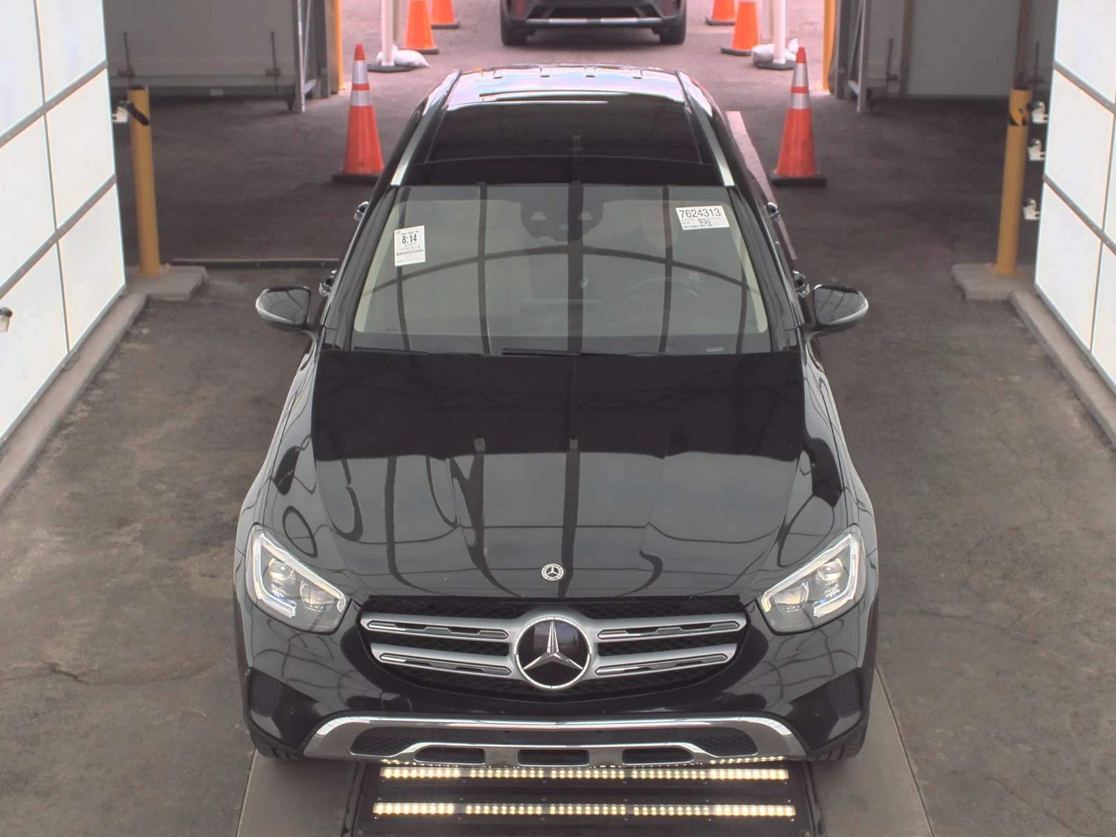 Mercedes-Benz GLC 300 2021* BURMASTER* DISTRONIK* DIGITAL* LANE ASSIST*  - изображение 2